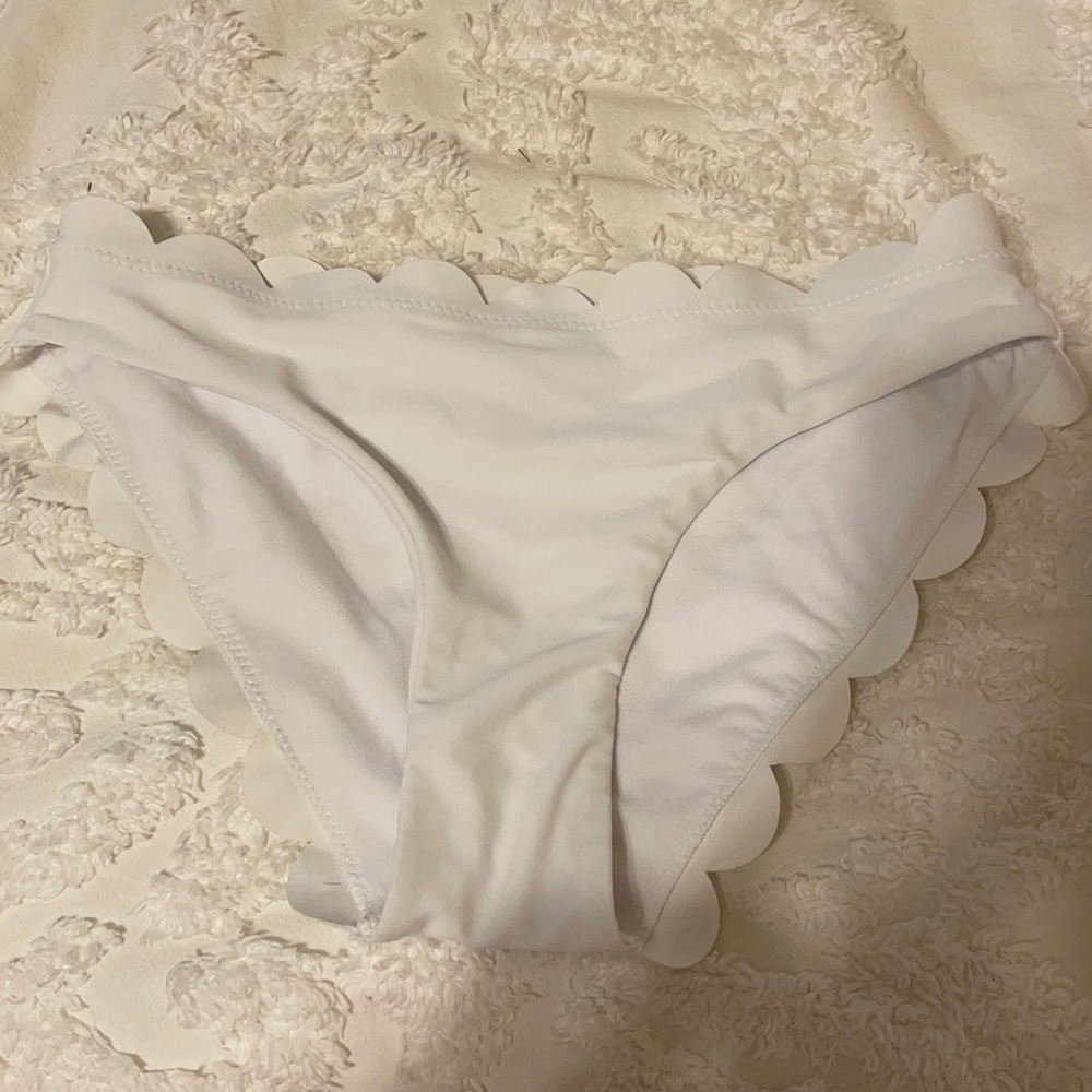 White scallop bikini bottoms